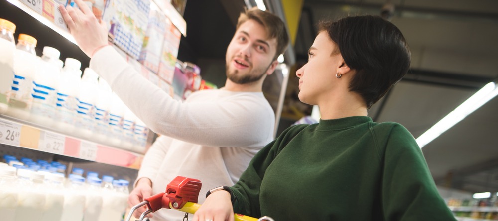 Couple shopping. 