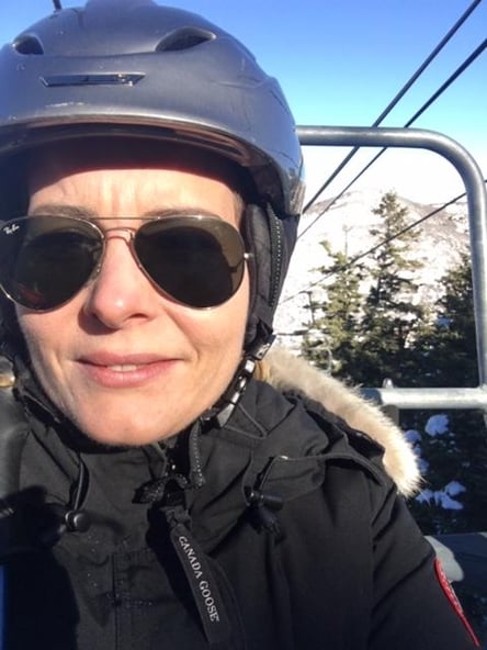 A bike accident left Quirien with post-concussion syndrome, but after treatment at Cognitive FX, she was able to complete an item on her bucket list — skiing in America!