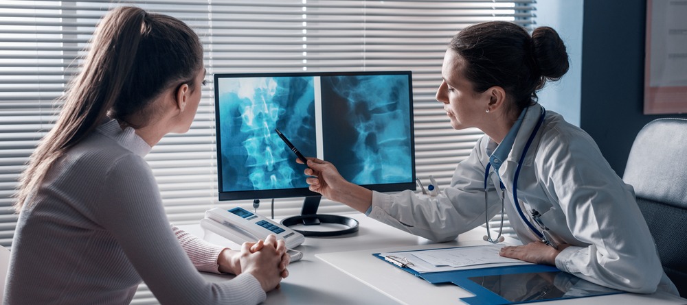 Doctor talking with patient. 