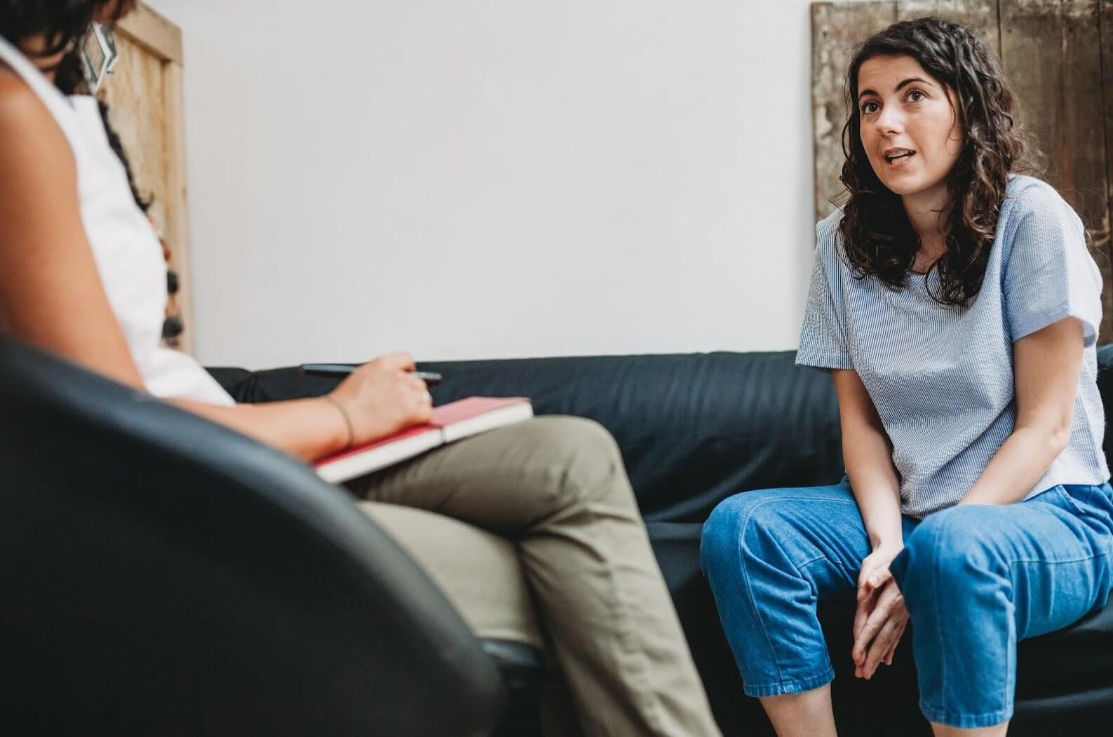woman talking to her psychiatrist